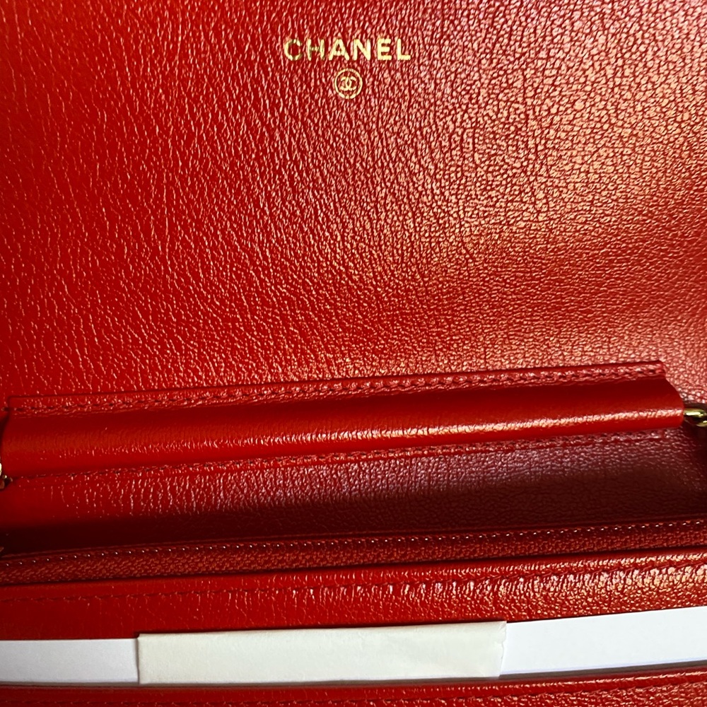 New Chanel 19p Red Woc Crossbody GHW Wallet Clutch - Picture 9 of 10